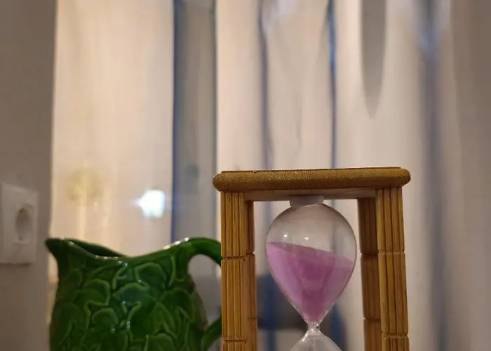 Doni's Charming Vintage