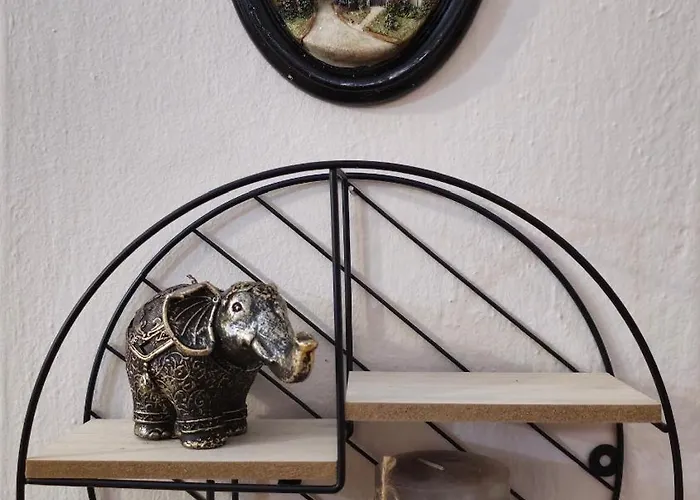 Doni's Charming Vintage Villa